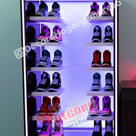 VITRINA DE ZAPATILLAS