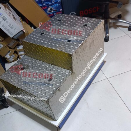 EXHIBIDORES-PARA HERRAMIENTAS CON ACERO INOX EXTRIADO-ROTOMARTILLO